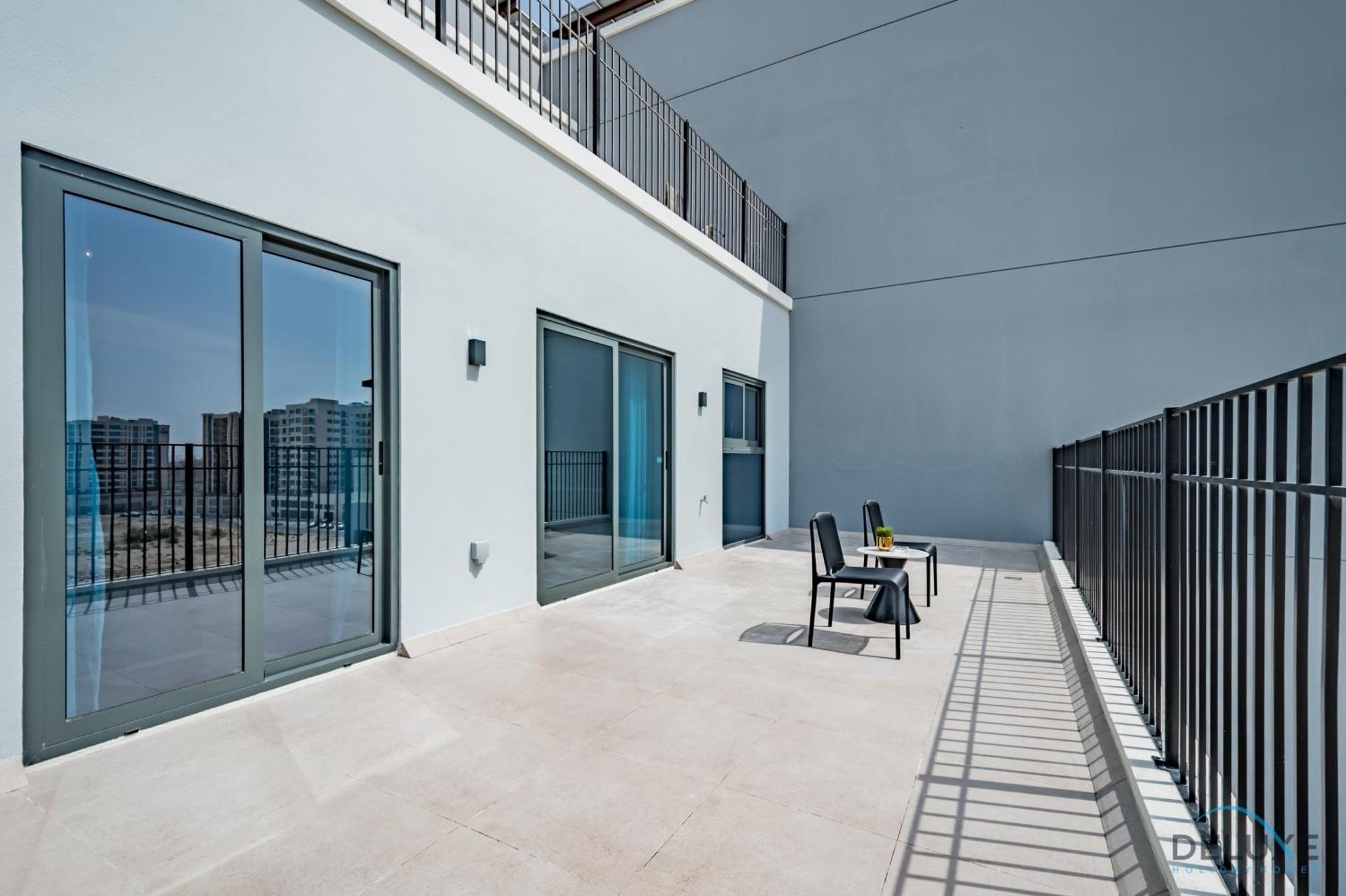 Apartment Captivating 1br In Zazen Gardens, Al Furjan By Deluxe Homes